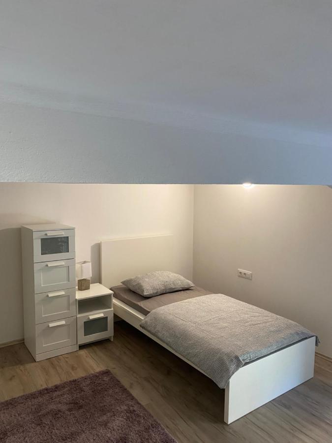 Apartma Stres *